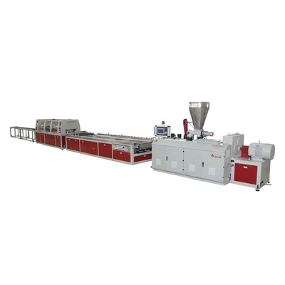 380V 50hz Twin Screw Pvc Granules Extruder Maschine für die kundenspezifische Pvc-Blattproduktion