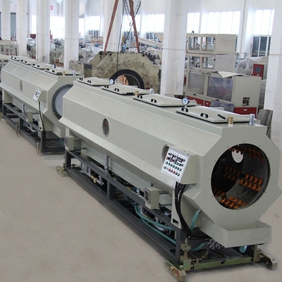 angepasste Langlebigkeit Dienstleistungsfähige Produktion Präzisionsrohr PVC-Rohr Extrusionslinie