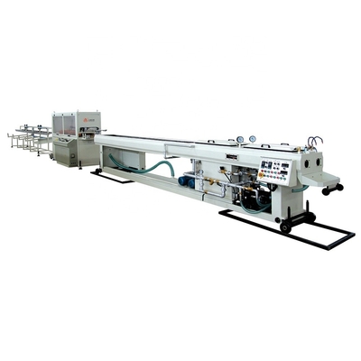 Einfache Bedienung und Wartung Rohre Pe Rohr Extrusionslinie kundenspezifischer Automatikmotor
