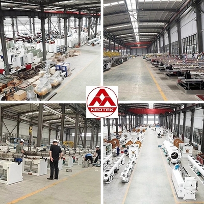 PE-Rohrproduktionslinie mit 37 kW-Motor und maximaler Geschwindigkeit von 12 m/min.