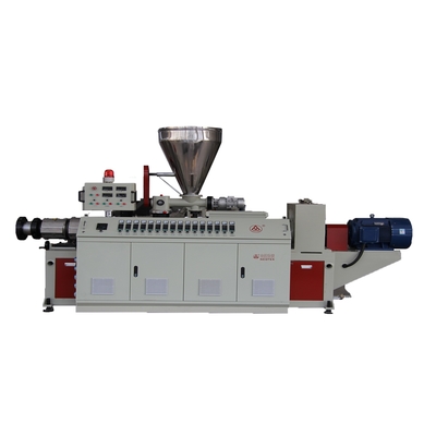 Doppelschrauben-Design PVC-basierte WPC-Extrusionslinie240 und lange Lebensdauer garantiert