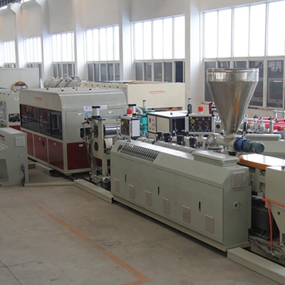 Extrudermaschine für die Herstellung von PVC-Sidings mit 38CrMoALA-Schraubmaterial und wettbewerbsfähigen