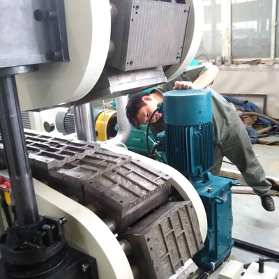 380V 50hz Spannung PVC Steinside-Blatt-Herstellungslinie mit Zufriedenheitsgarantie