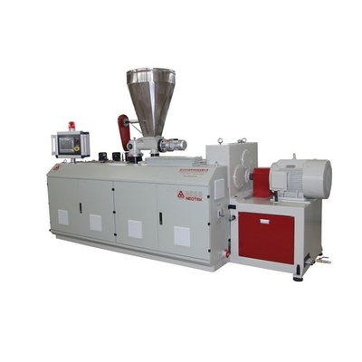 Stabile Leistung PVC-Steinwand Extrusionslinie mit Granulatzufuhrsystem