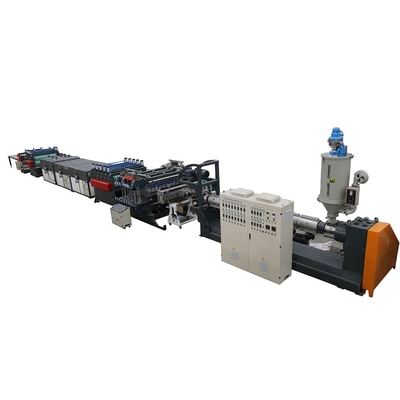 Granule Plastic Board Extruder Machine und leicht zu bedienen mit 1500 Rpm Schraubgeschwindigkeit