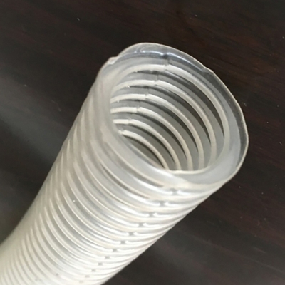 Zufriedenheitsgarantie Extrusionslinie für die Herstellung von PVC-Rohren im Produktionsbetrieb