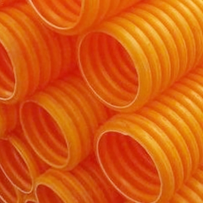 Zufriedenheitsgarantie Extrusionslinie für die Herstellung von PVC-Rohren im Produktionsbetrieb