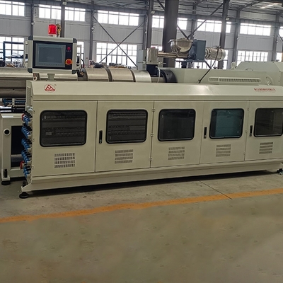 380V 50hz PVC-Dachplatten-Extrusionslinie für die Produktion von Baustoffen