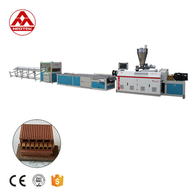 132 1 Schraub L/D Verhältnis PP PE Basis WPC Extrusionslinie für die Kunststoffverarbeitung