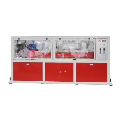 100 kW Leistung PVC-basierte WPC-Extrusionslinie für fortschrittliche Technologie