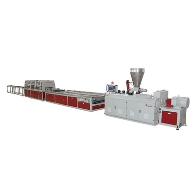Verbessern Sie Ihre Produktionslinie mit einer PVC-basierten WPC-Extrusionslinie