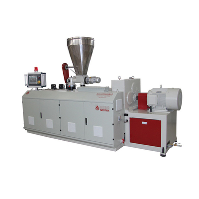 132 1 Schraub L/D Verhältnis PVC Deckenplatten Extrusionsleitung YX240 für die Bauindustrie