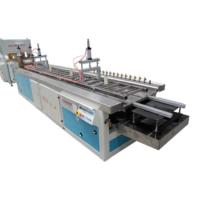 Schraub L/D Verhältnis 156 1 Extrusionsleitung für Hochproduktivitätsmaschine 118kw WPC Extruder