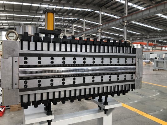 320kW Leistung PC PP Hohlblatt Extrusionslinie mit fortschrittlicher Technologie