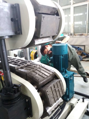 132 1 Schraub L/D-Verhältnis PVC Steinside Extrusionslinie für eine schnelle und präzise Produktion