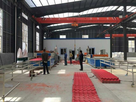 Anpassungsfähige PVC-Dachfliesenmaschine