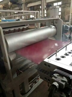 Anpassungsfähige PVC-Dachfliesenmaschine