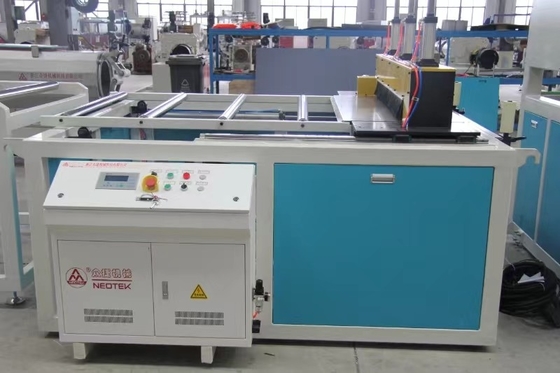 Kunststoffkonische Doppelschraube-PVC-Dachfliesen-Extrusionslinie