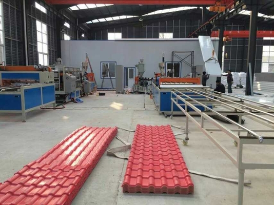 Kunststoffkonische Doppelschraube-PVC-Dachfliesen-Extrusionslinie
