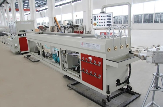 PVC-Rohr-Extrusionsmaschine mit einem einzigen Ausgang für die Rohrproduktion von 20-630 mm